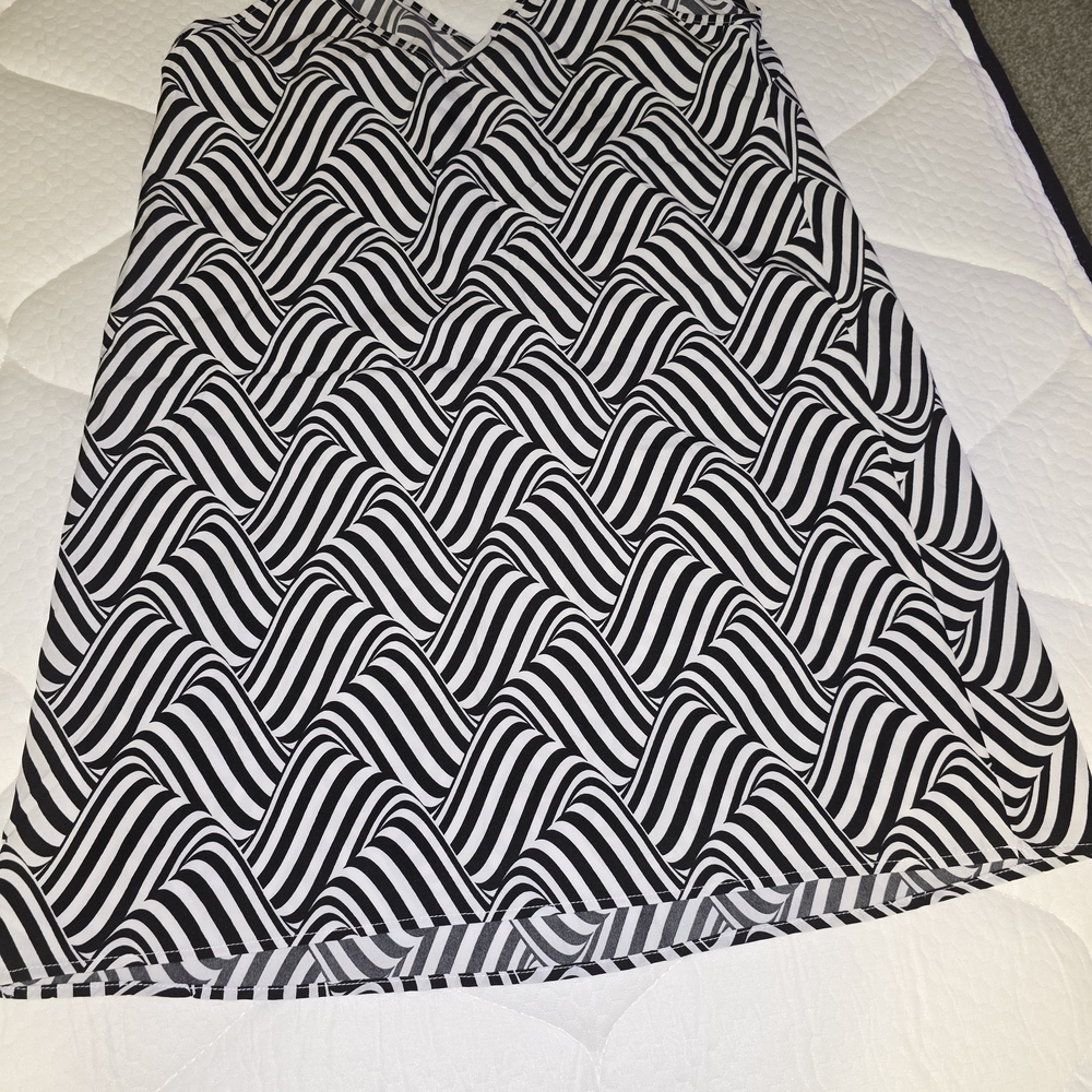 Stylish Black and White Women's Skirt